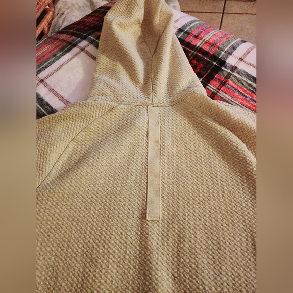 Lululemon At Ease Hoodie - Men's Small Tea Green Hooded Sweater - Picture 13 of 16